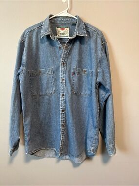 Vintage Levi’s Denim Button Down Shirt